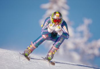 Olympic champion Lindsey Vonn failed to finish the World Cup downhill at Val d'Isere