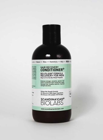 Hair conditioner with natural extracts
