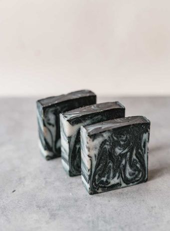 Soap with carbon and goat milk