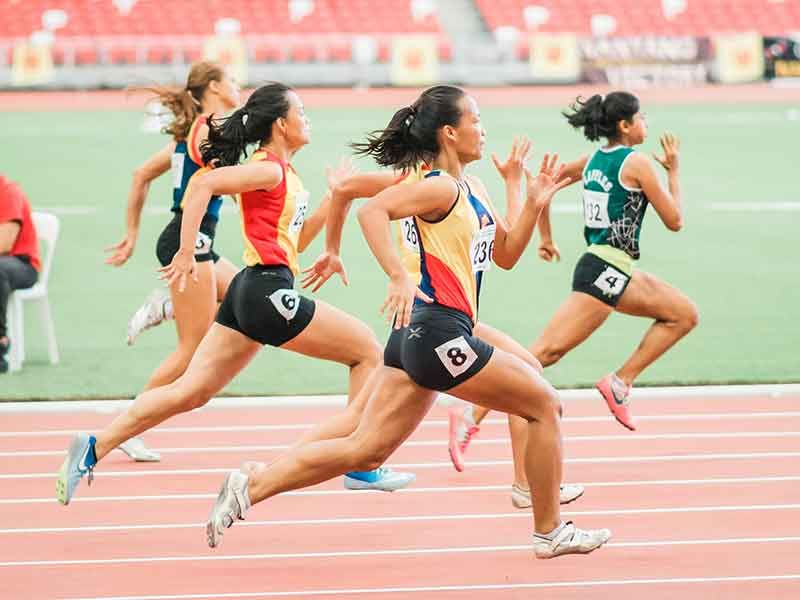 female students race in competitions